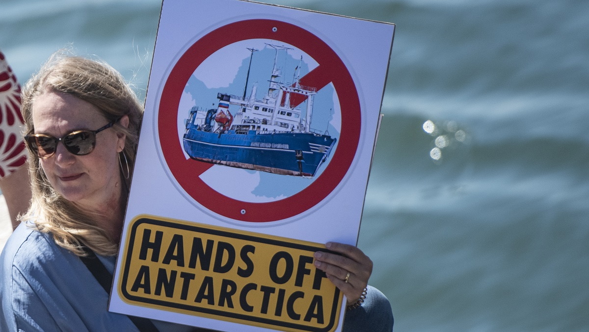 Defiance of international laws and a lack of legally binding territorial division pose serious dangers to existing Antarctic-related international agreements (Brenton Geach/Gallo Images via Getty Images)